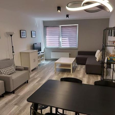 Uroczy Apartament W Scislym Centrum Gizycka Giżycko Exteriér fotografie