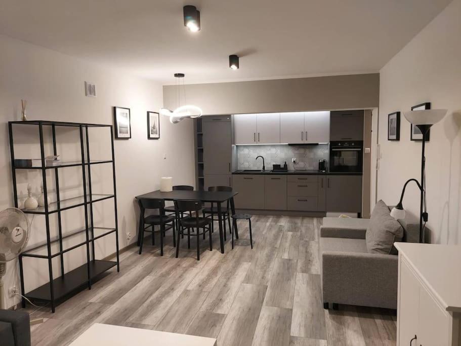 Uroczy Apartament W Scislym Centrum Gizycka Giżycko Exteriér fotografie