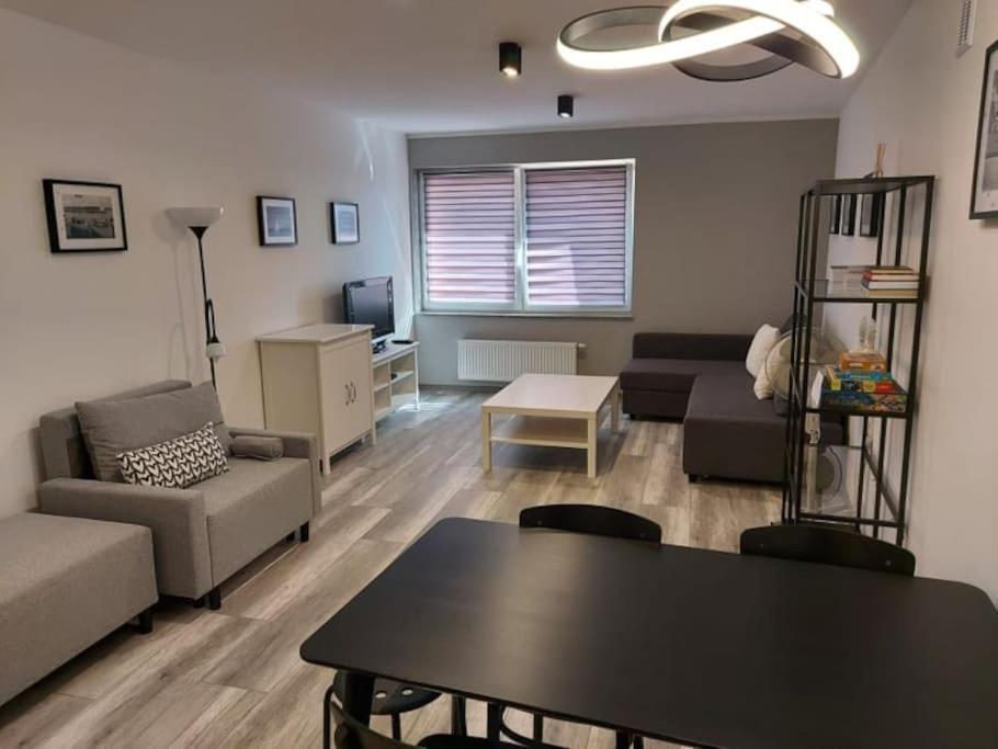 Uroczy Apartament W Scislym Centrum Gizycka Giżycko Exteriér fotografie